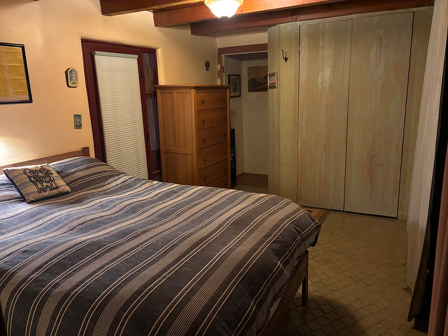 Queen bedroom closet and dresser
