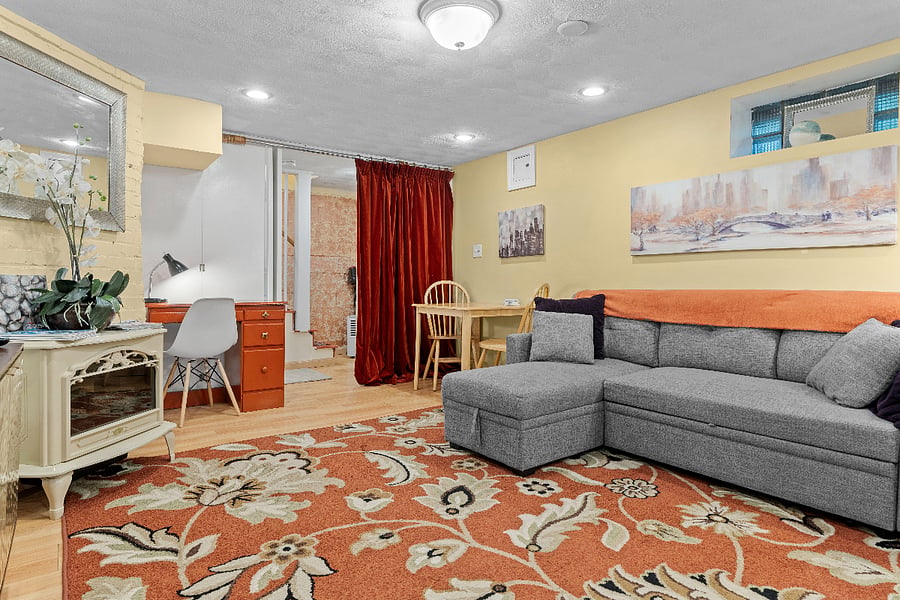 Living roomBedroom - King size heated bed