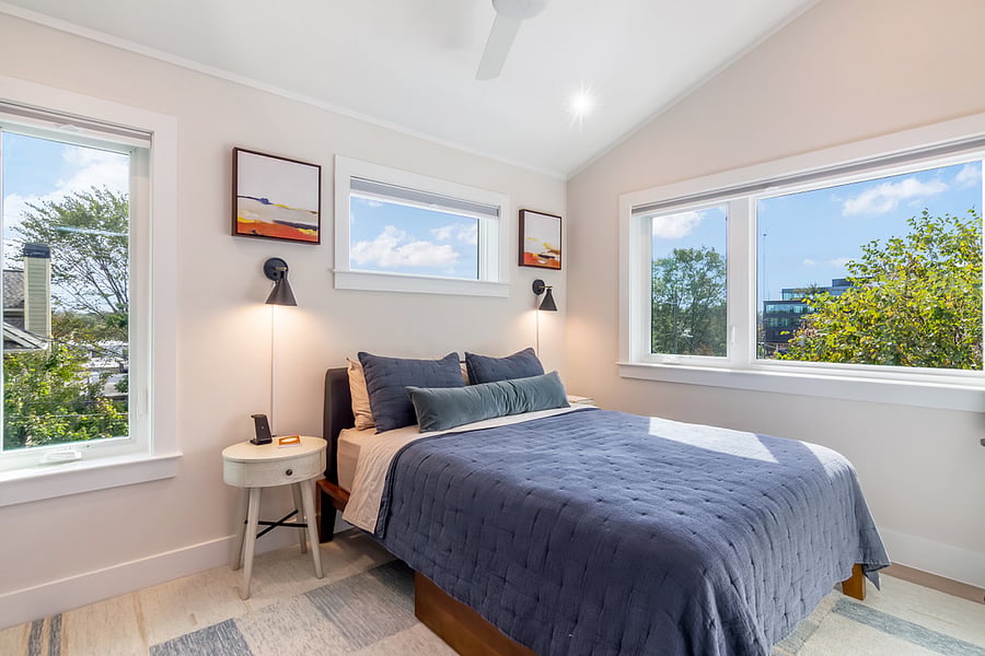 Guest bedroom