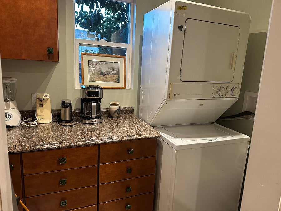 Washer/ Dryer and "Coffee Bar"