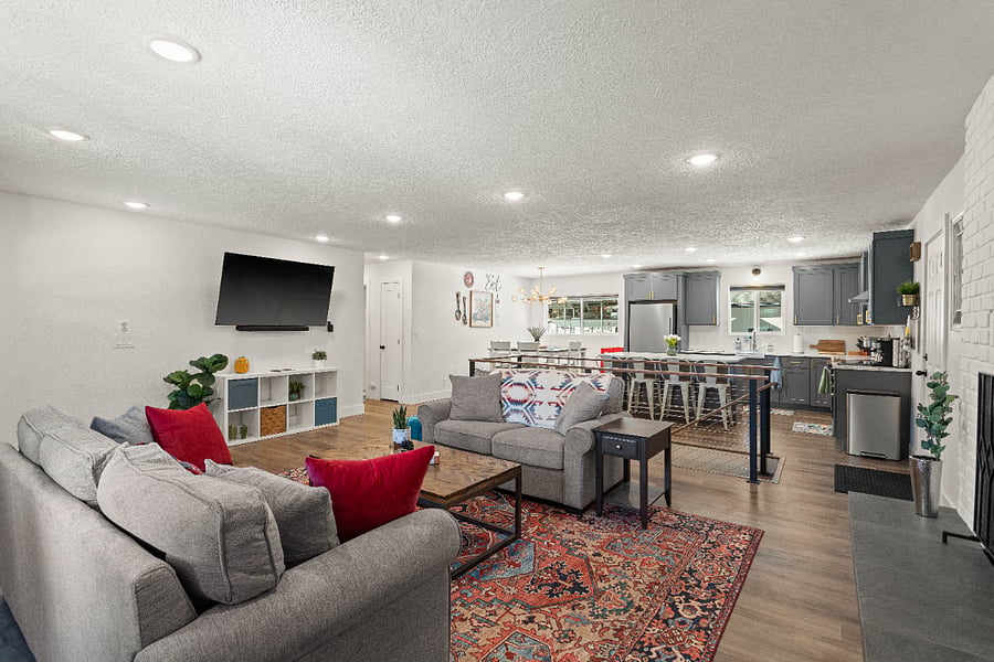 Living Room - upstairs