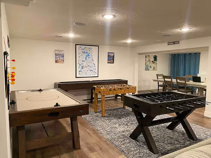 Game Room - downstairs