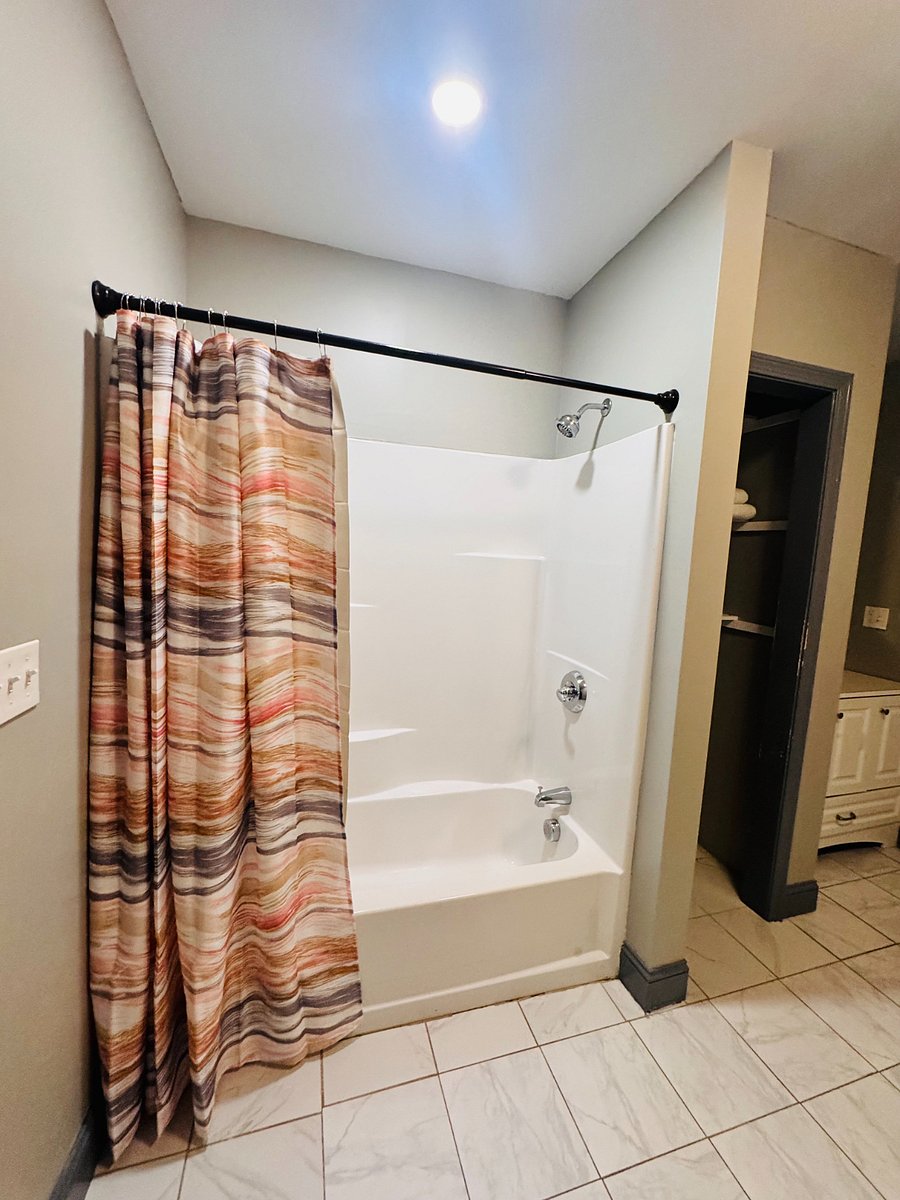 Furnished Finder property 937473_1 photo 14