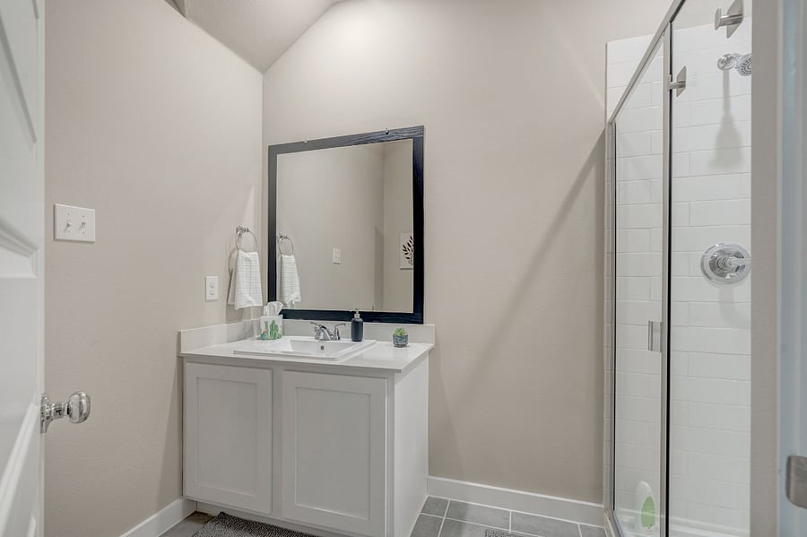 Guest Bedroom 1 Ensuite