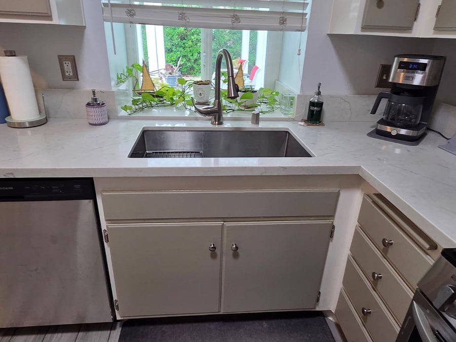 Dishwasher, Coffee Pot