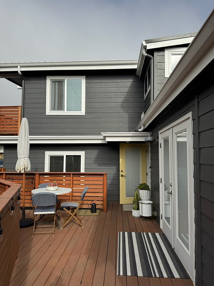 Side deck
