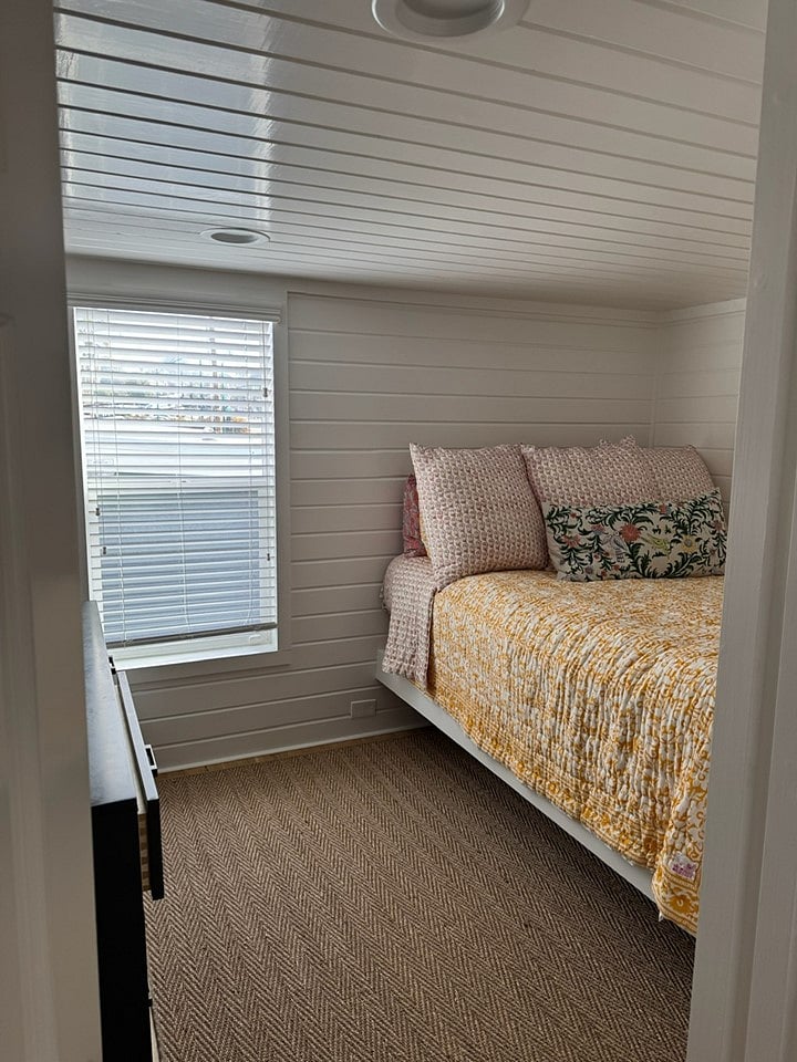 3rd Bedroom downstairs
