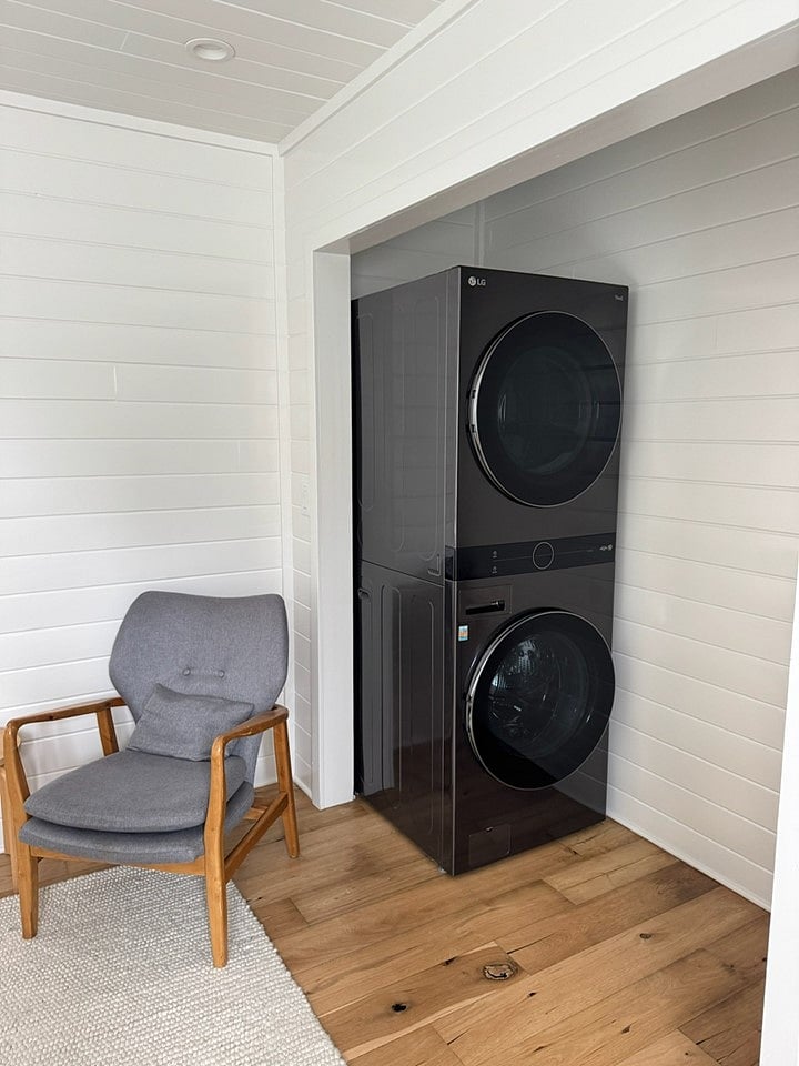 washer and dryer