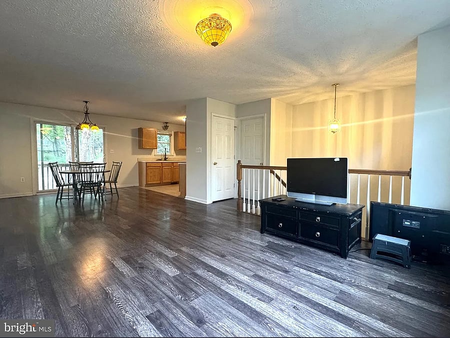 Furnished Finder property 937589_1 photo 3