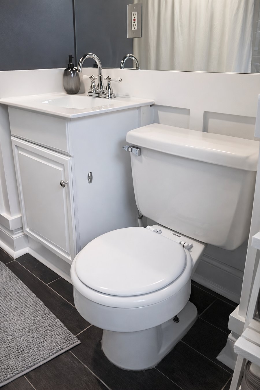 Bottom floor bathroom
