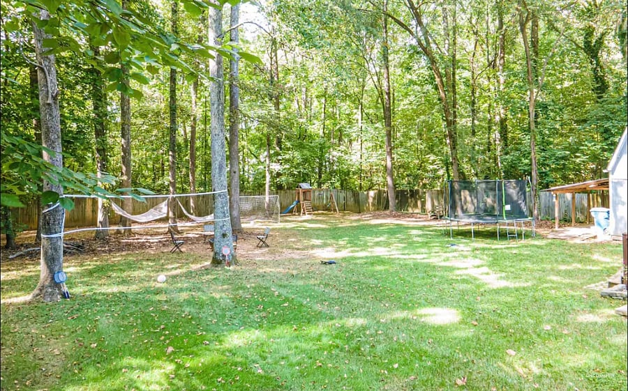 1-acre backyard; firepit, trampoline, swingset, volleyball net