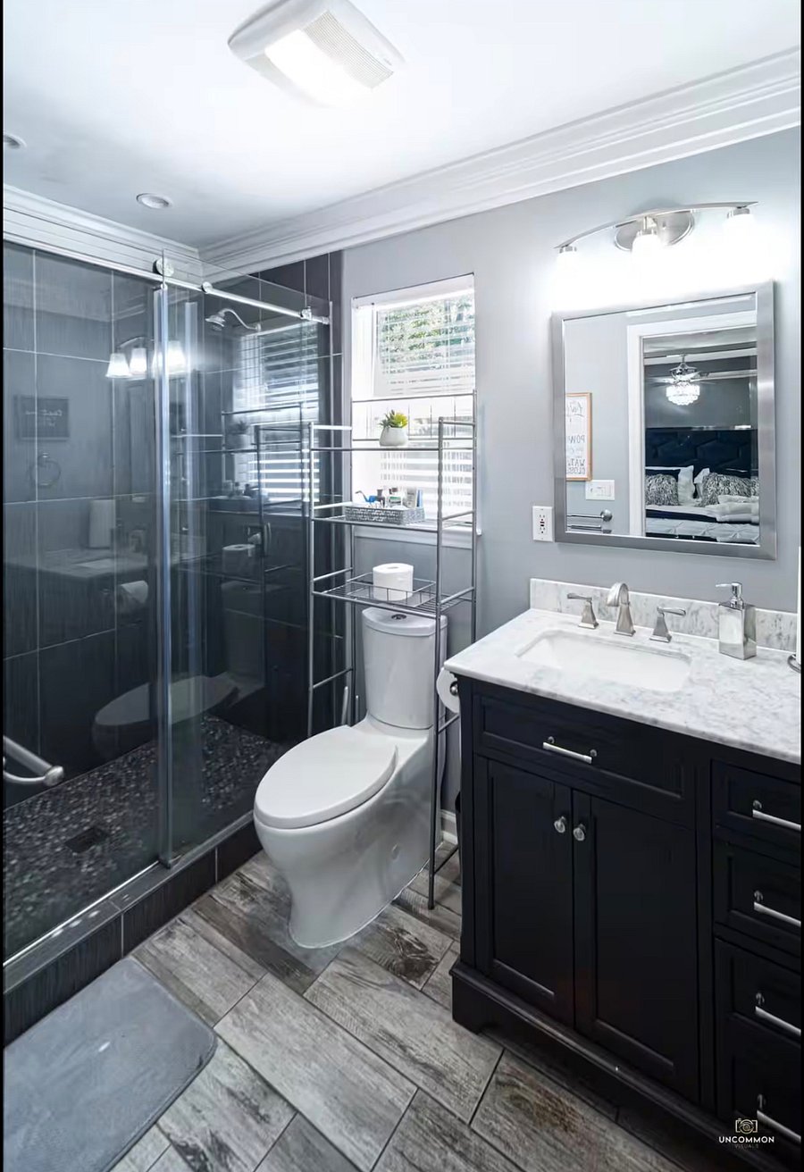 Master Bathroom Walk-in Shower