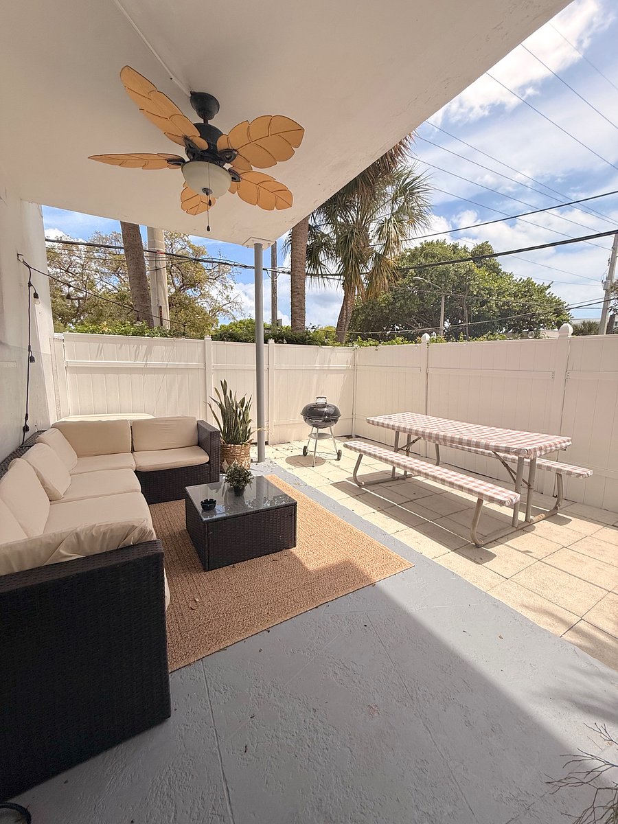 Private courtyard only for your unit. 