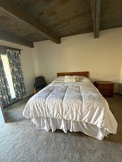 Queen Bed.