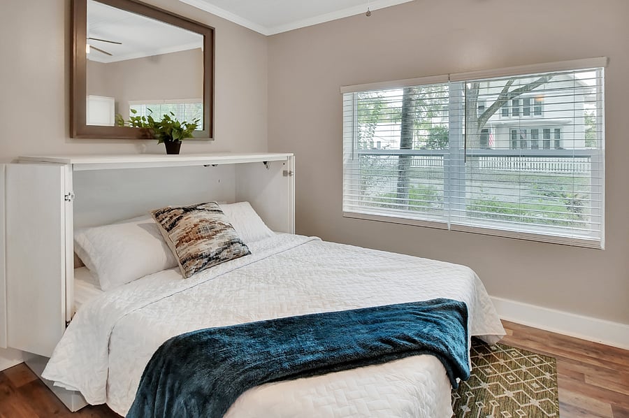 Ancillary bedroom with murphy bed