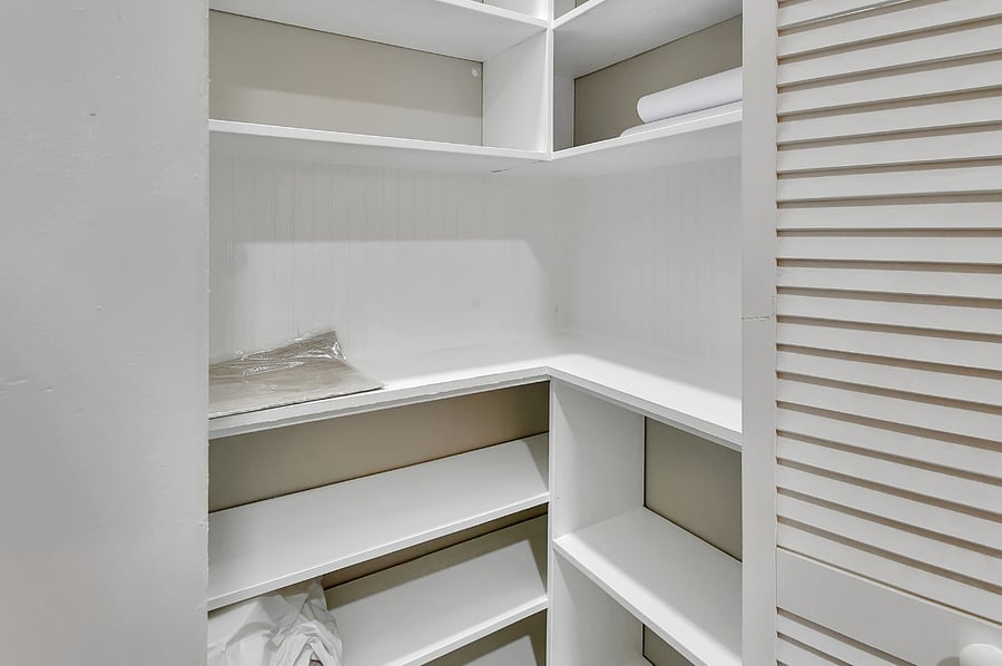 Walk-in kitchen pantry