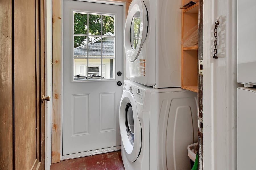 Full size in-unit washer and dryer