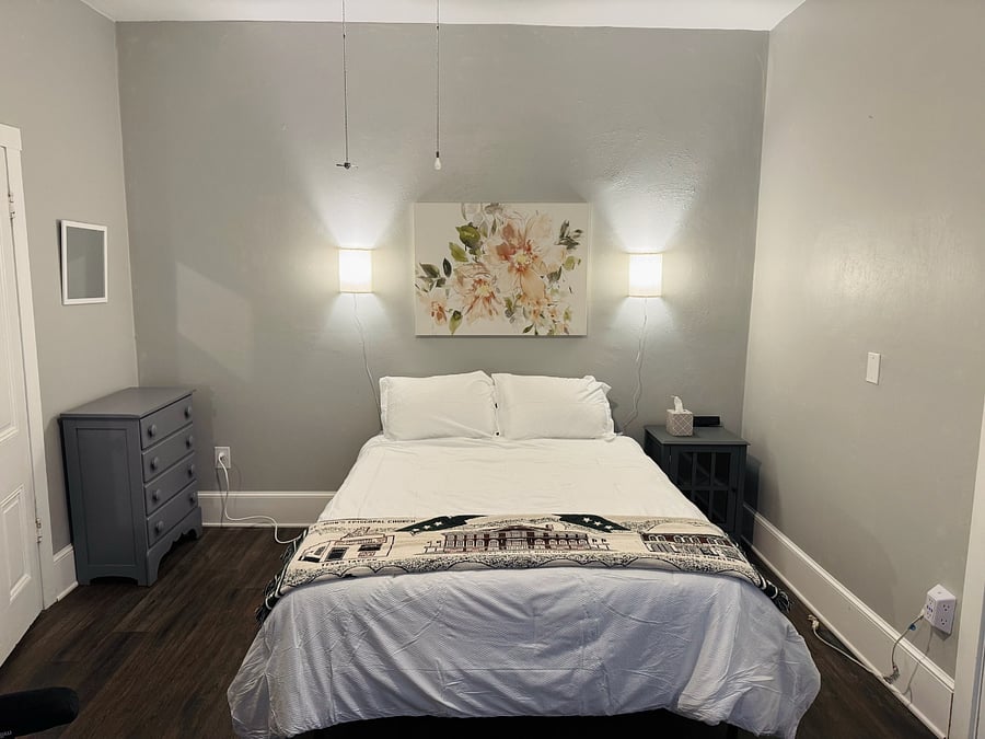 Main Bedroom 