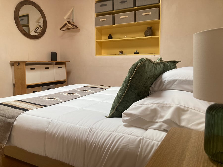 Guest bedroom