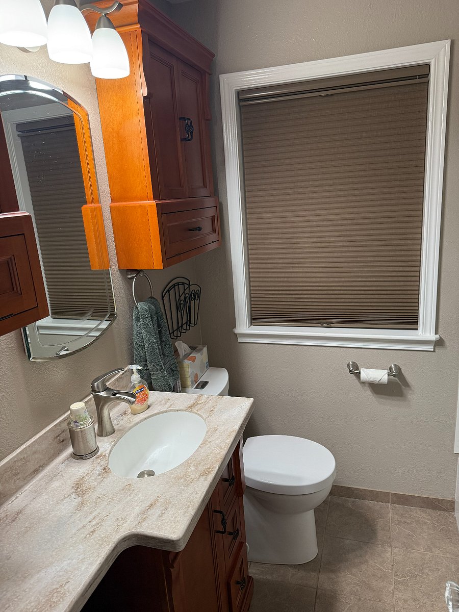 Bathroom with heated tile flooring.  Great anytime of year!