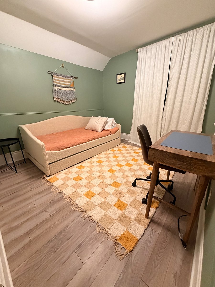Trundle bed and desk upstairs