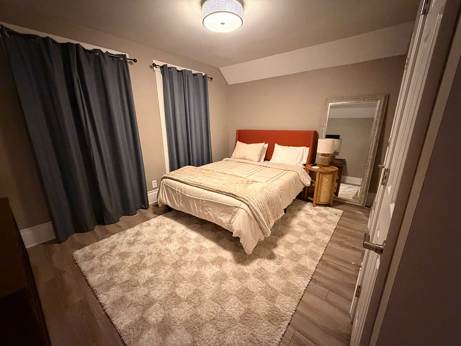Guest Room with queen mattress upstairs