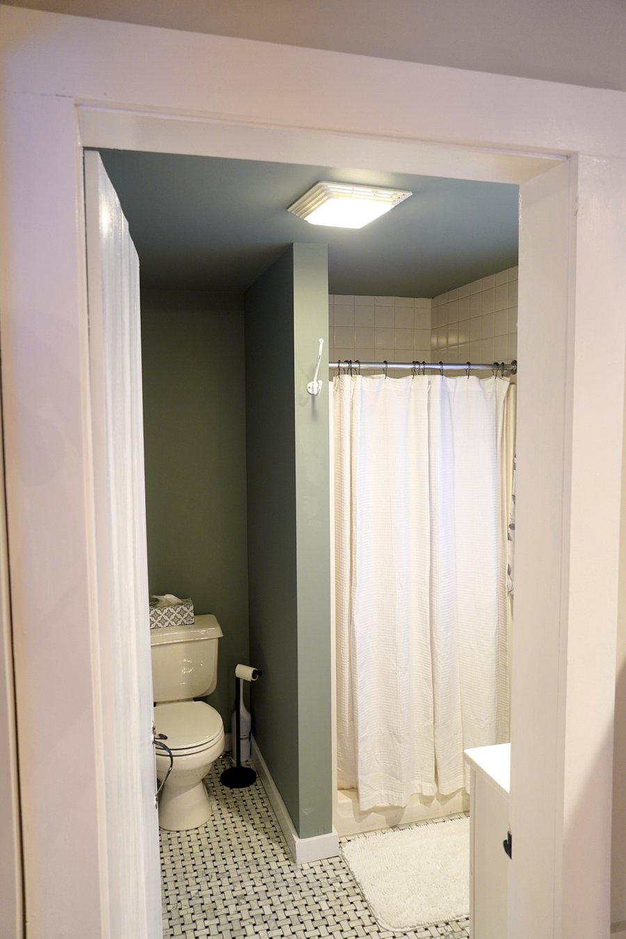 Bathroom - upstairs