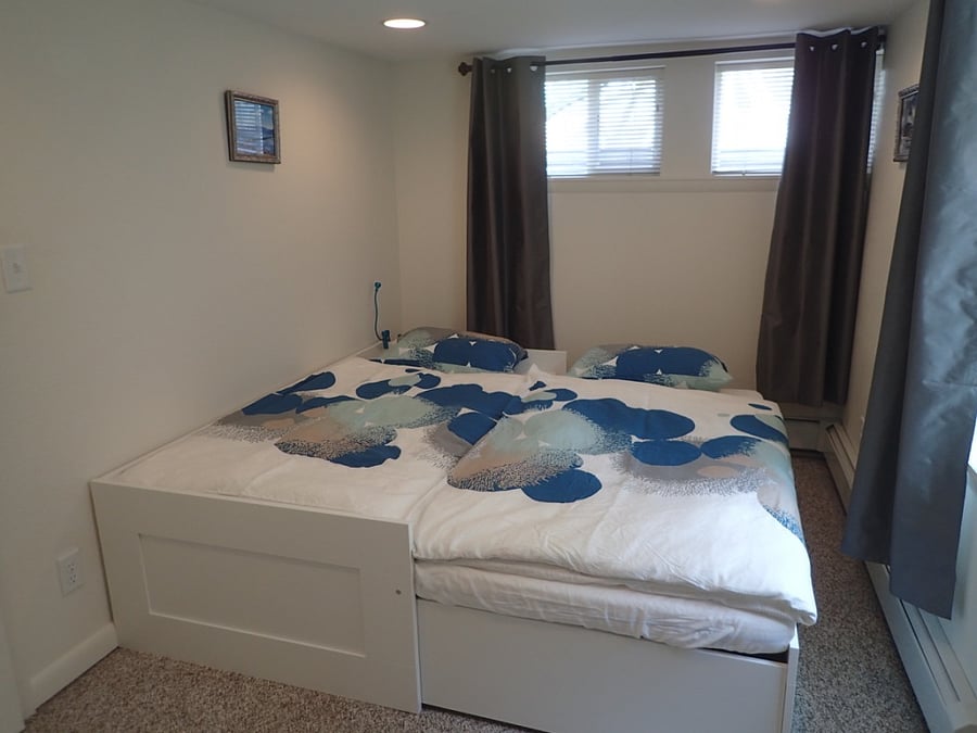 2nd bedroom with single bed that can be turned into a king bed (bed as king)