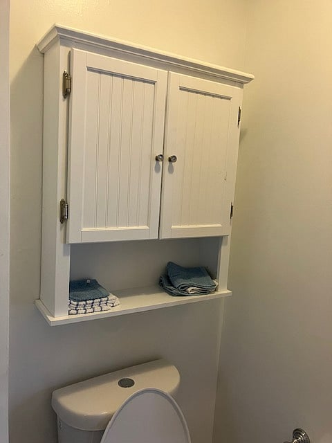 Bathroom cabinet