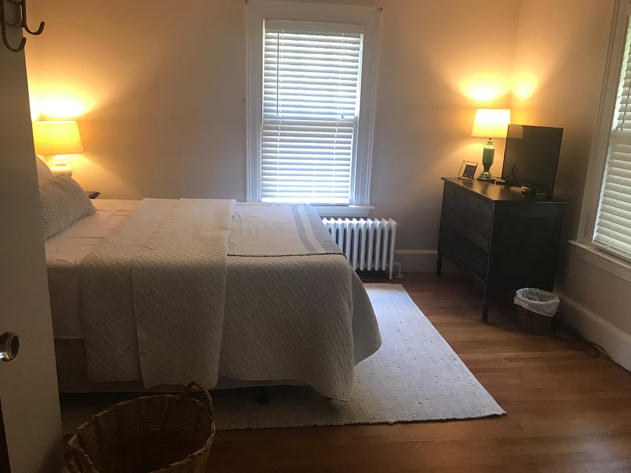 Bedroom for rent