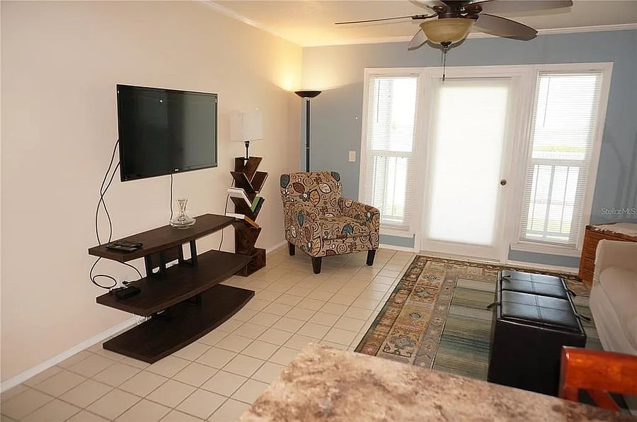 Furnished Finder property 938185_1 photo 18