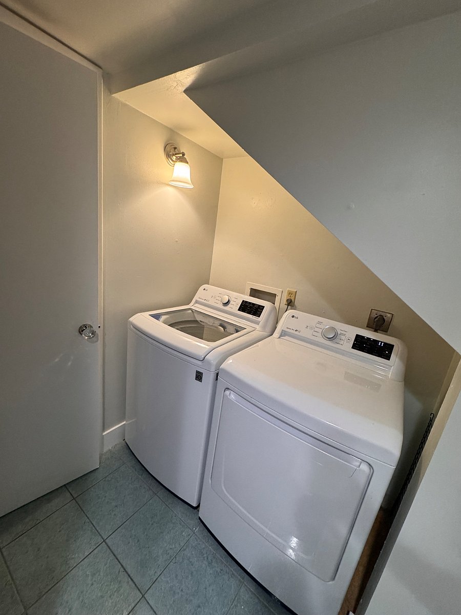 1st floor laundry