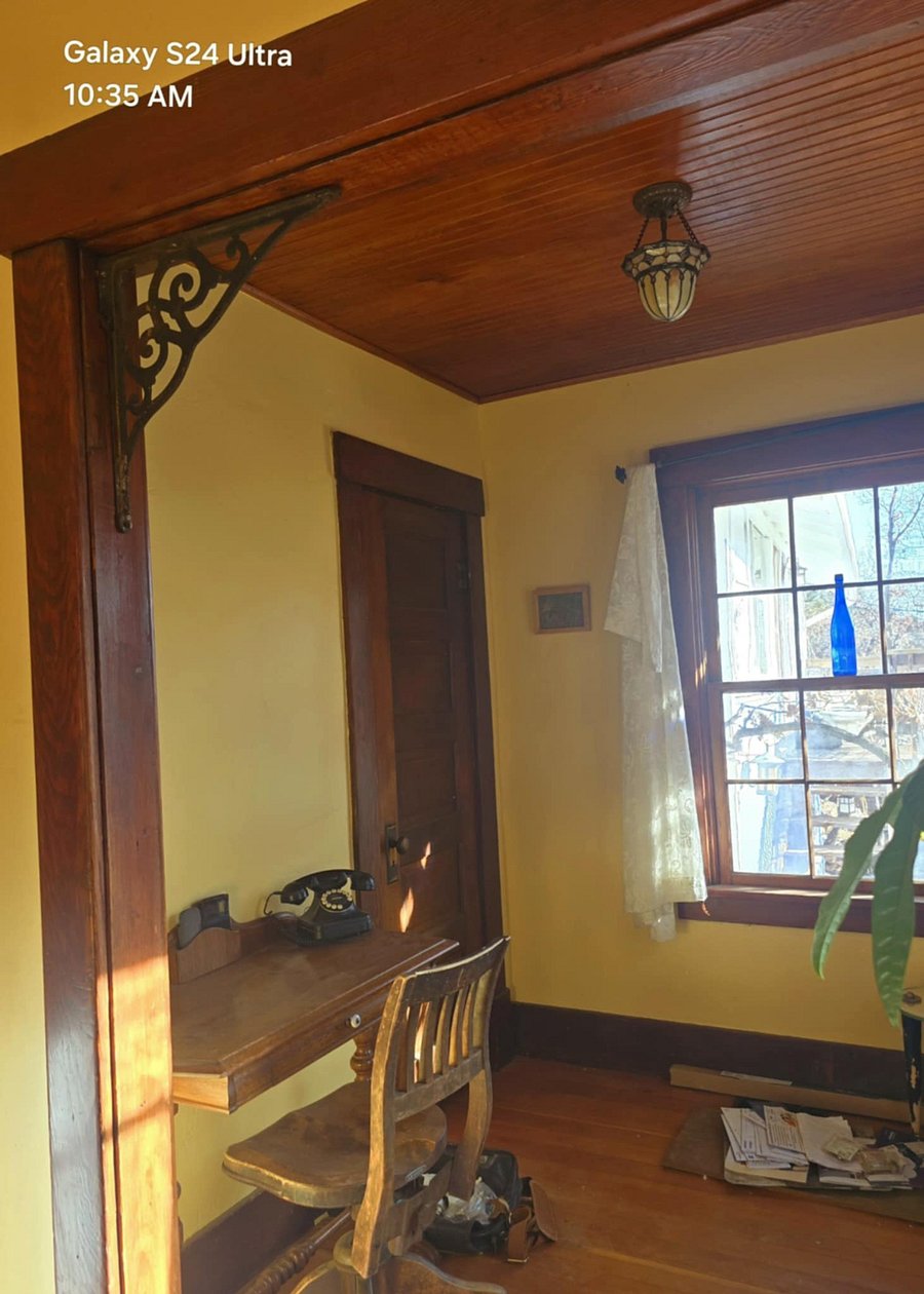 Presently set up as an "in home office" space/ extra room, or "small bedroom"   9'X9'