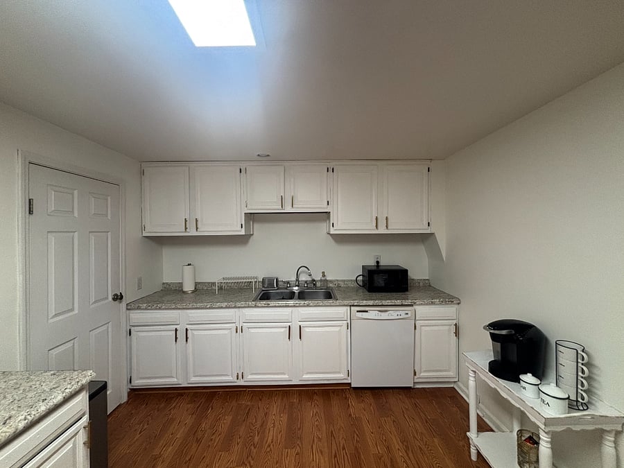 Kitchen cabinets