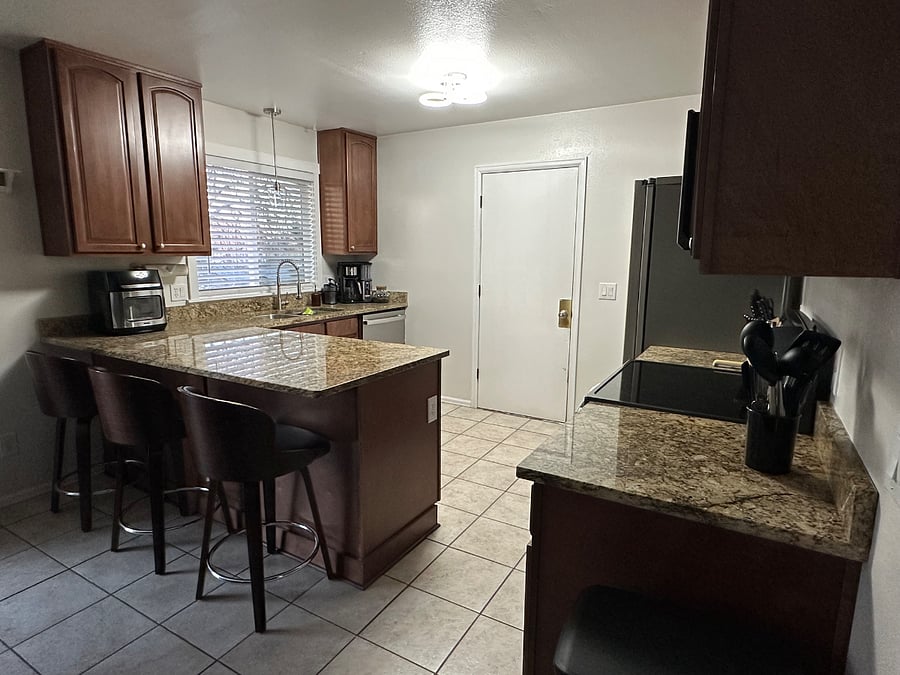 Furnished Finder property 938364_1 photo 3