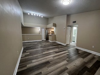 Furnished Finder property 938406_1 photo 11