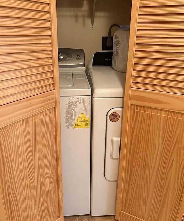 Laundry space within 1st floor powder room