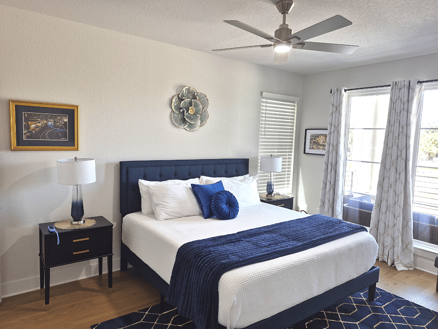 Master ensuite with king sized bed, 14" memory foam mattress and a 50" SmartTV.