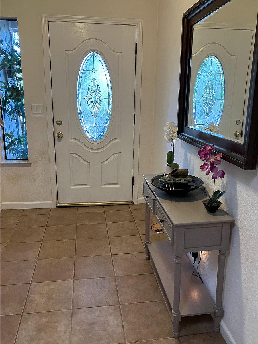 Large Welcoming Entry