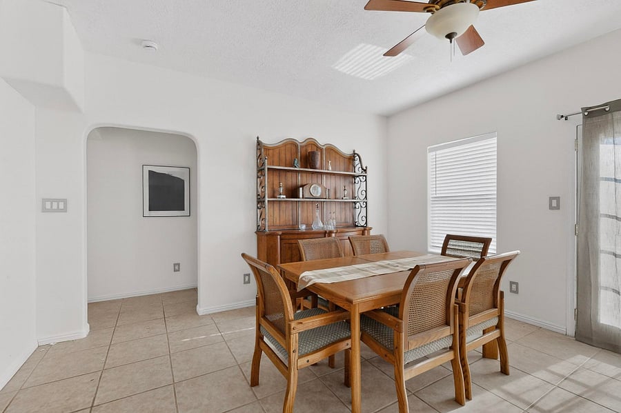 Furnished Finder property 938598_1 photo 13