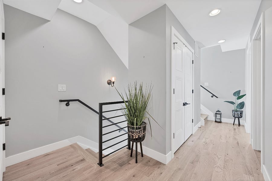Third Floor: Landing