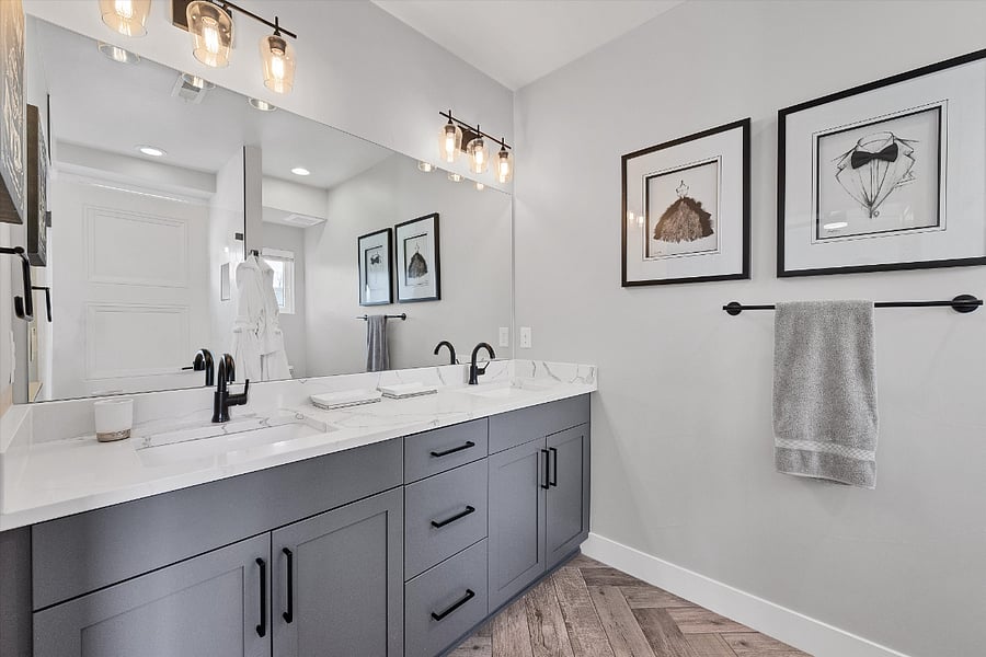 Third Floor: primary bathroom