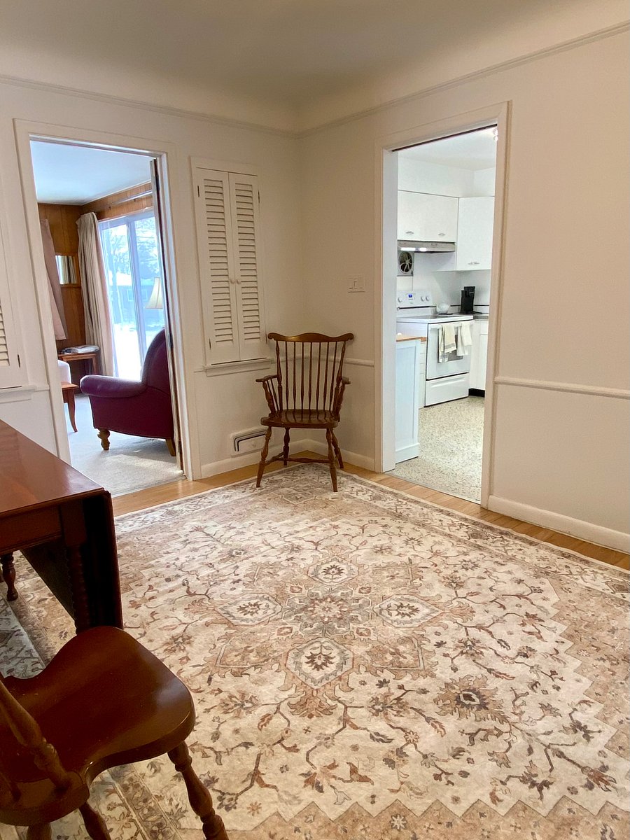 Dining room has easy access to kitchen and family room -- yet can be separated off by closing the doors.