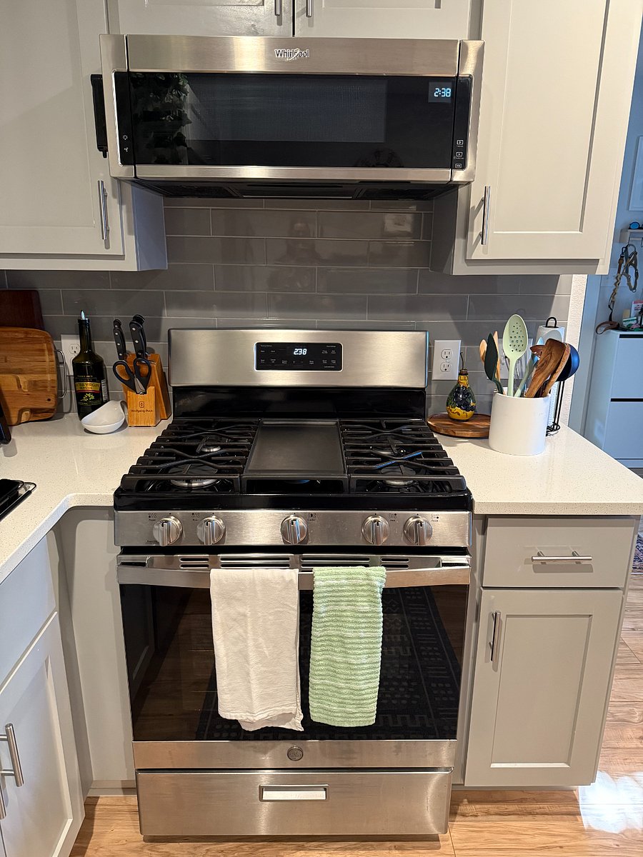 Gas stove makes cooking a breeze.