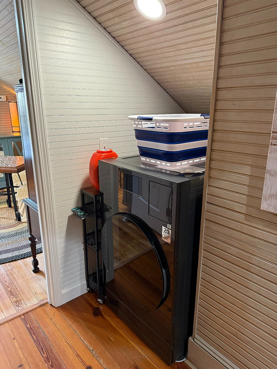 NEW washer /dryer in one machine