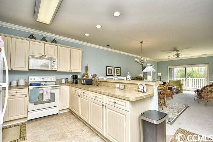 Furnished Finder property 938854_1 photo 10