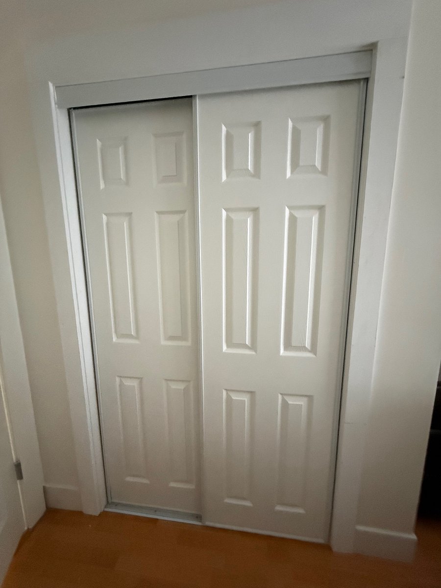 Private closet in bedroom