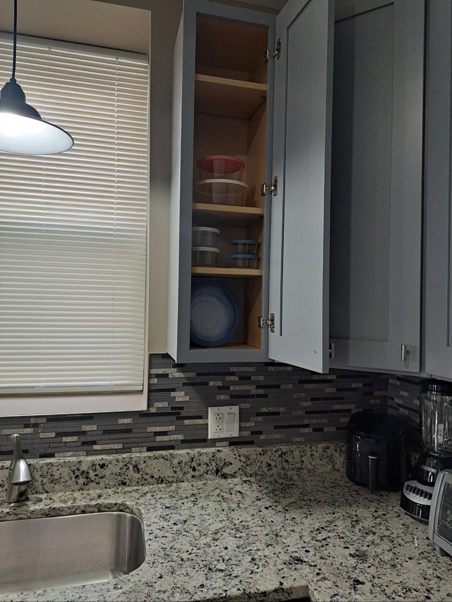 Kitchen containers