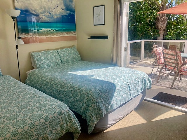 Light and bright second bedroom