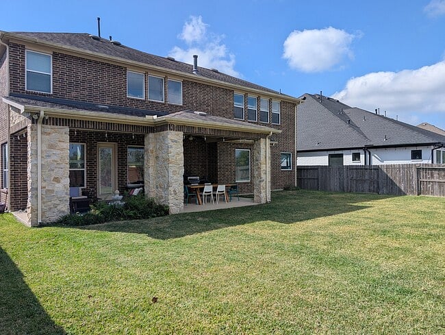 Furnished Finder property 939180_1 photo 13
